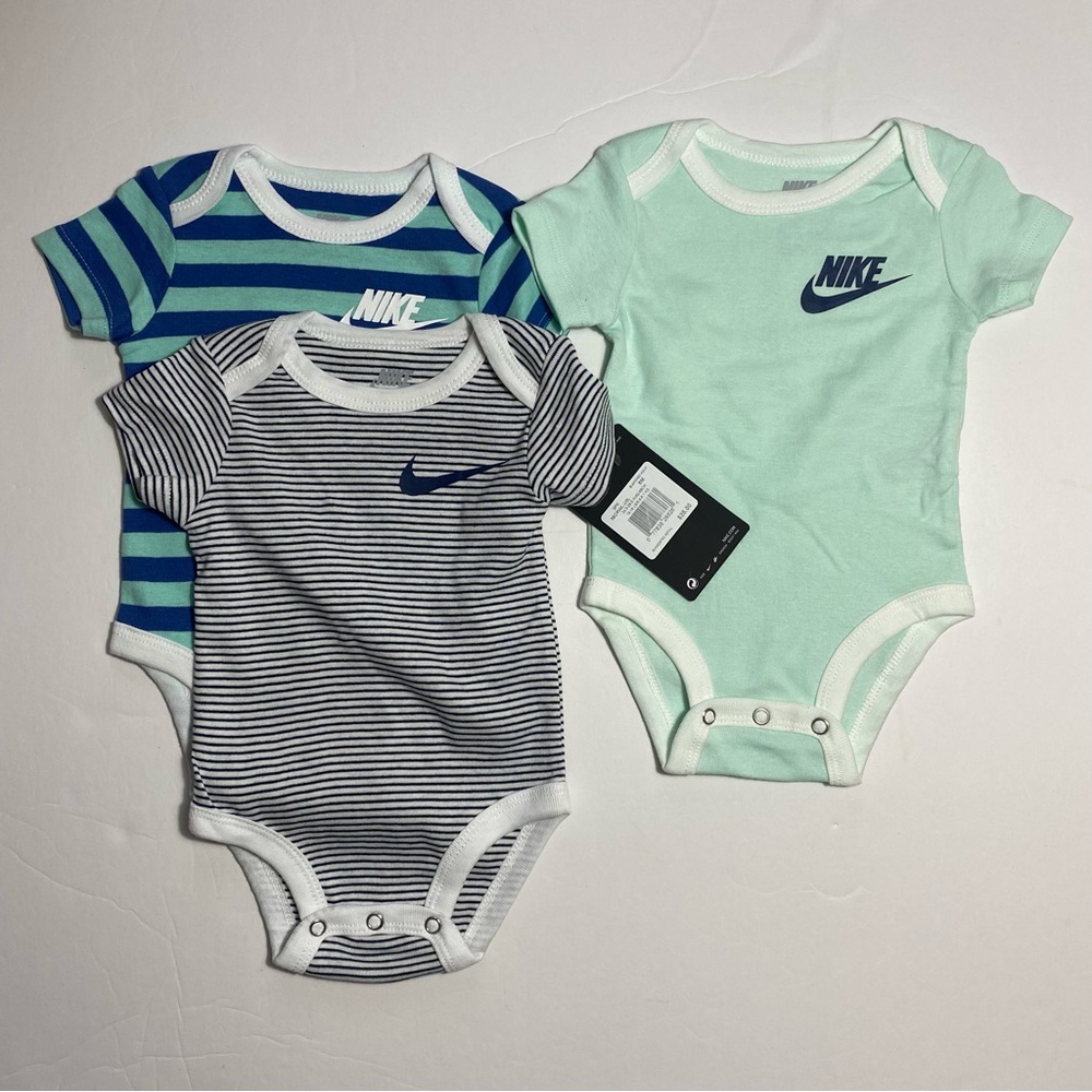 Nike Baby 3-Pack Cotton Onesies Bodysuits Blue Green White Stripes Sz 3M 6M NWT